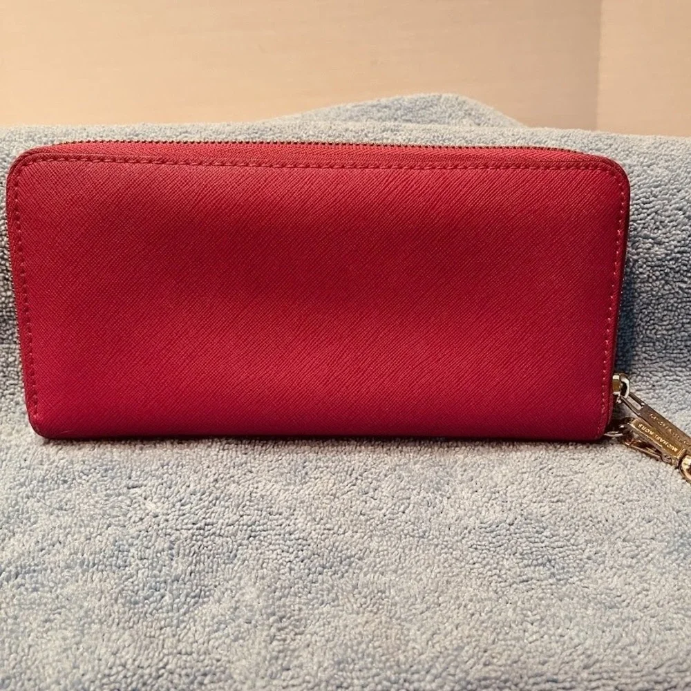 Michael Kors Wallet Womens‎ Pink Saffiano Leather Zip Clutch Wristlet Purse Bag